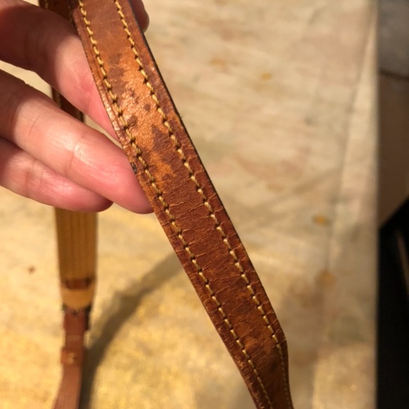 HOLIDAY SALE:Authentic Louis Vuitton Saint Cloud Crossbody Bag -Strap Flaws - Picture 12 of 13